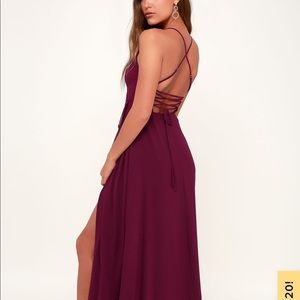 Lulus women’s burgundy maxi dress